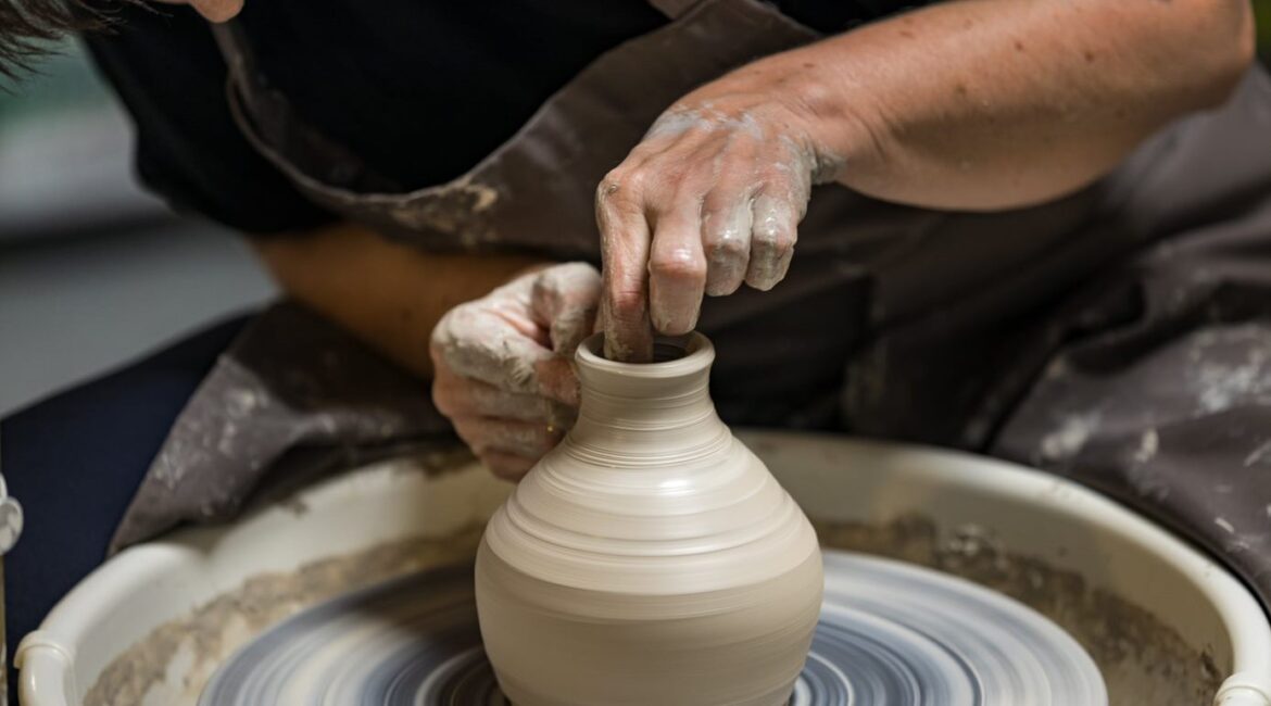 How to Glaze Pottery & Ceramics
